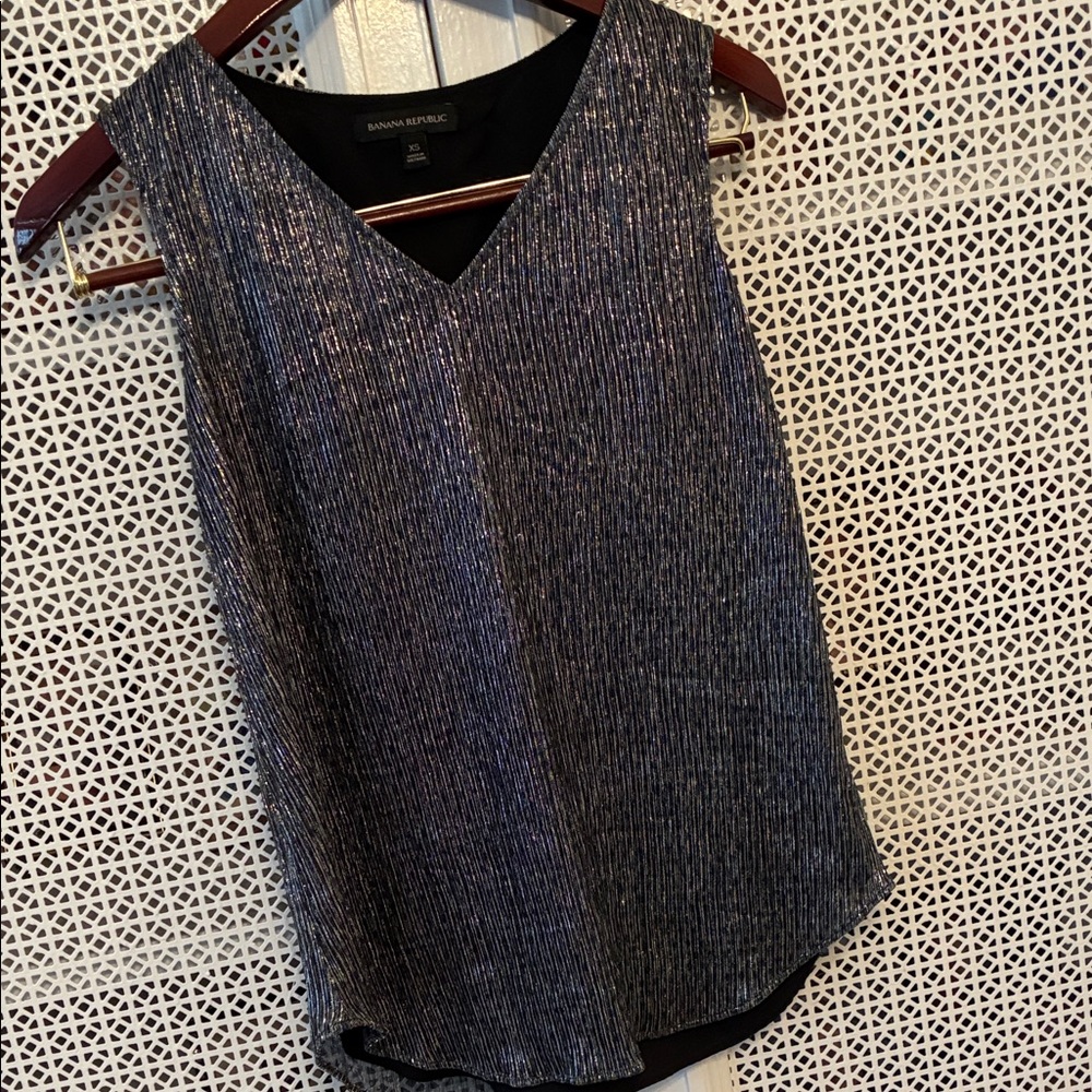 Banana Republic Women's Metallic Sleeveless Blouse